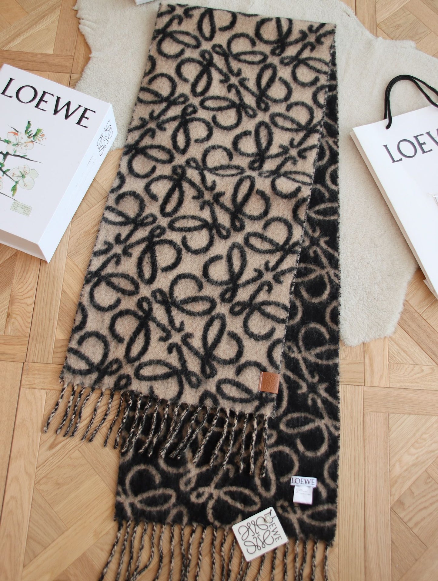 New wool mohair scarf