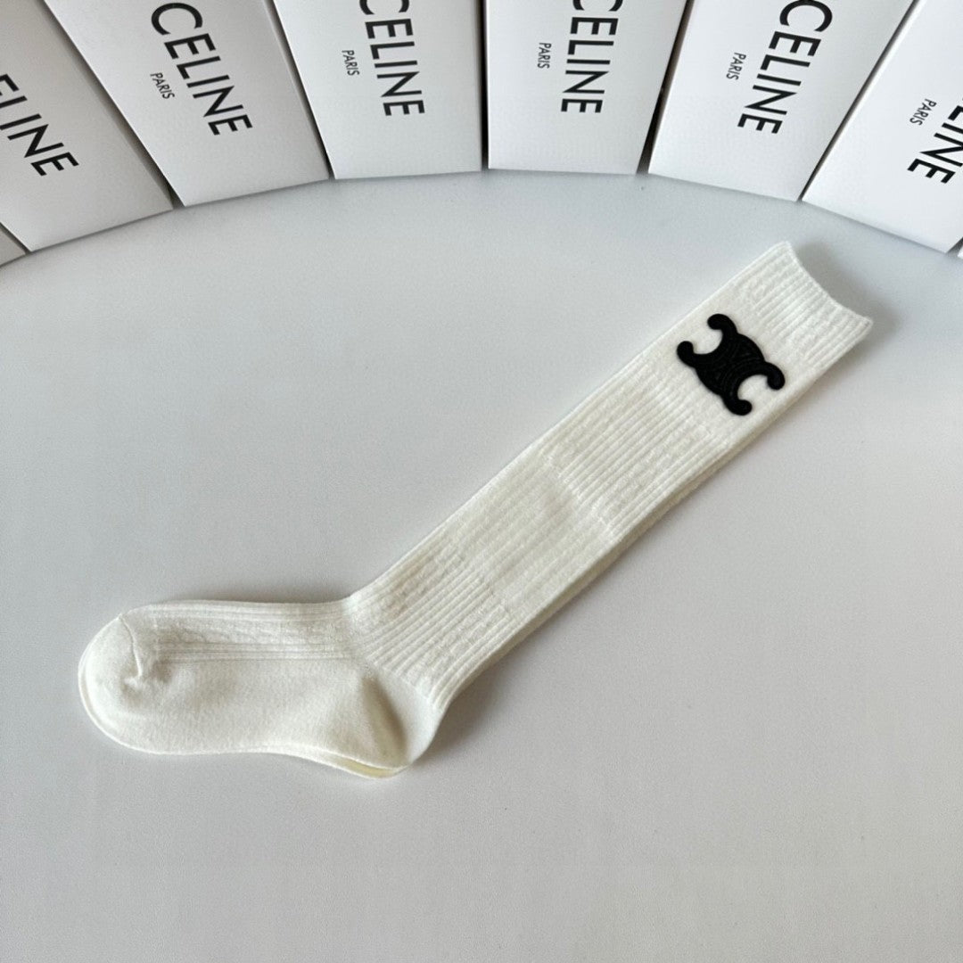 New double-needle cashmere socks