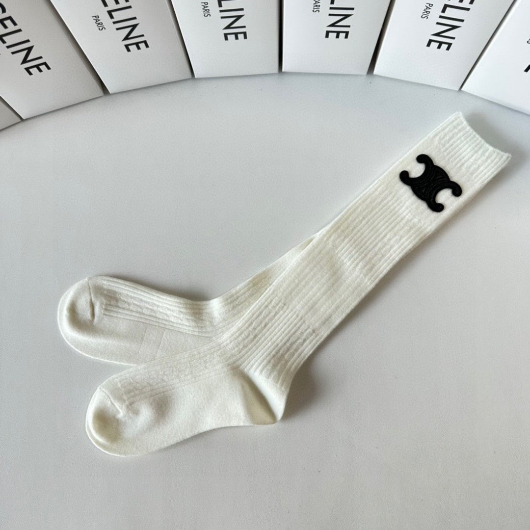 New double-needle cashmere socks