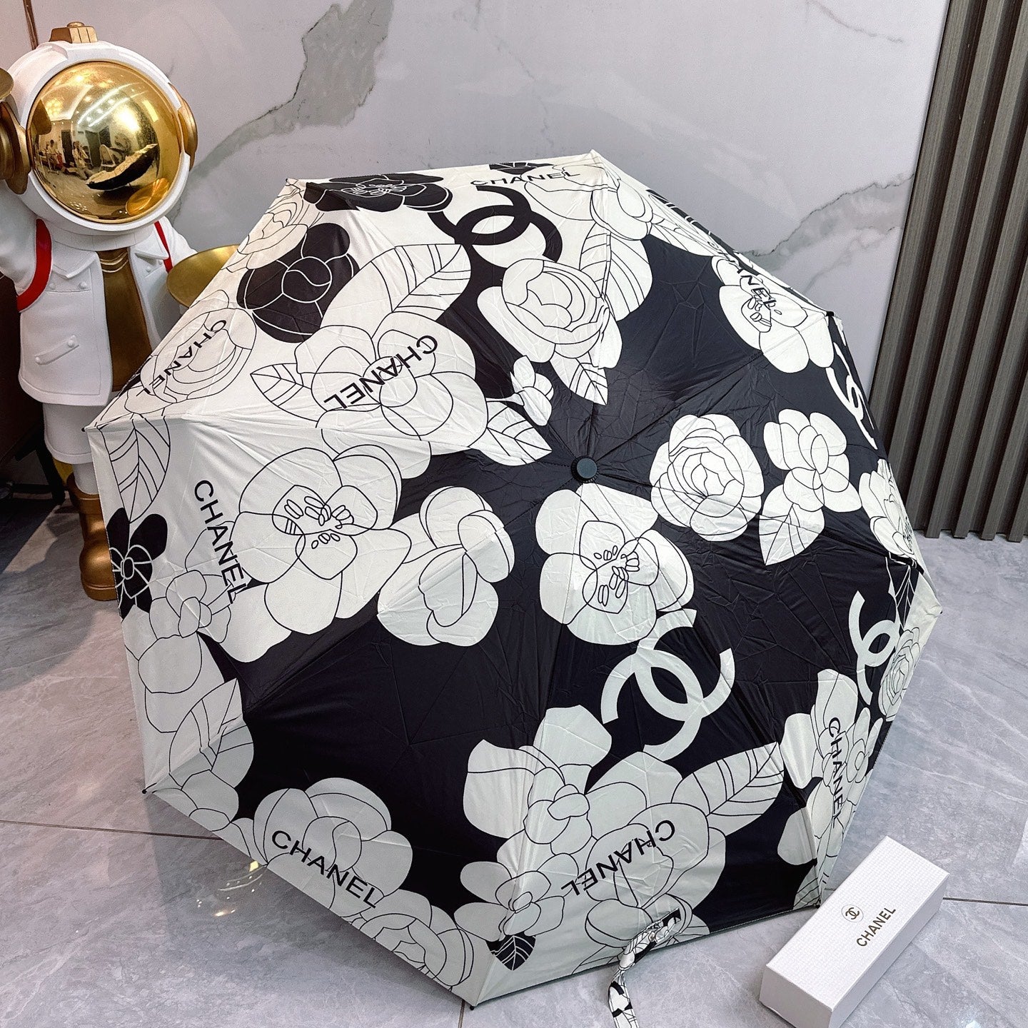 New manual folding umbrella