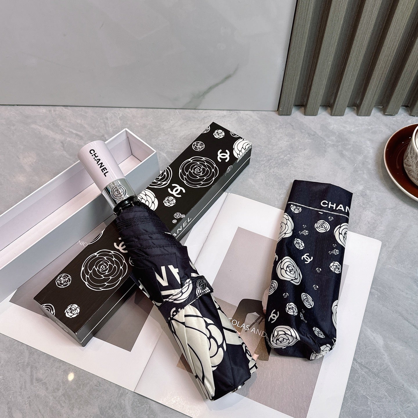 25 new fully automatic folding umbrella