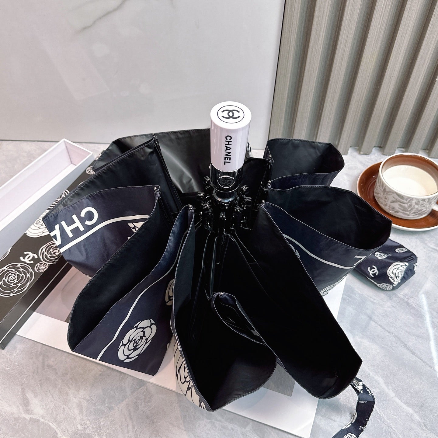25 new fully automatic folding umbrella