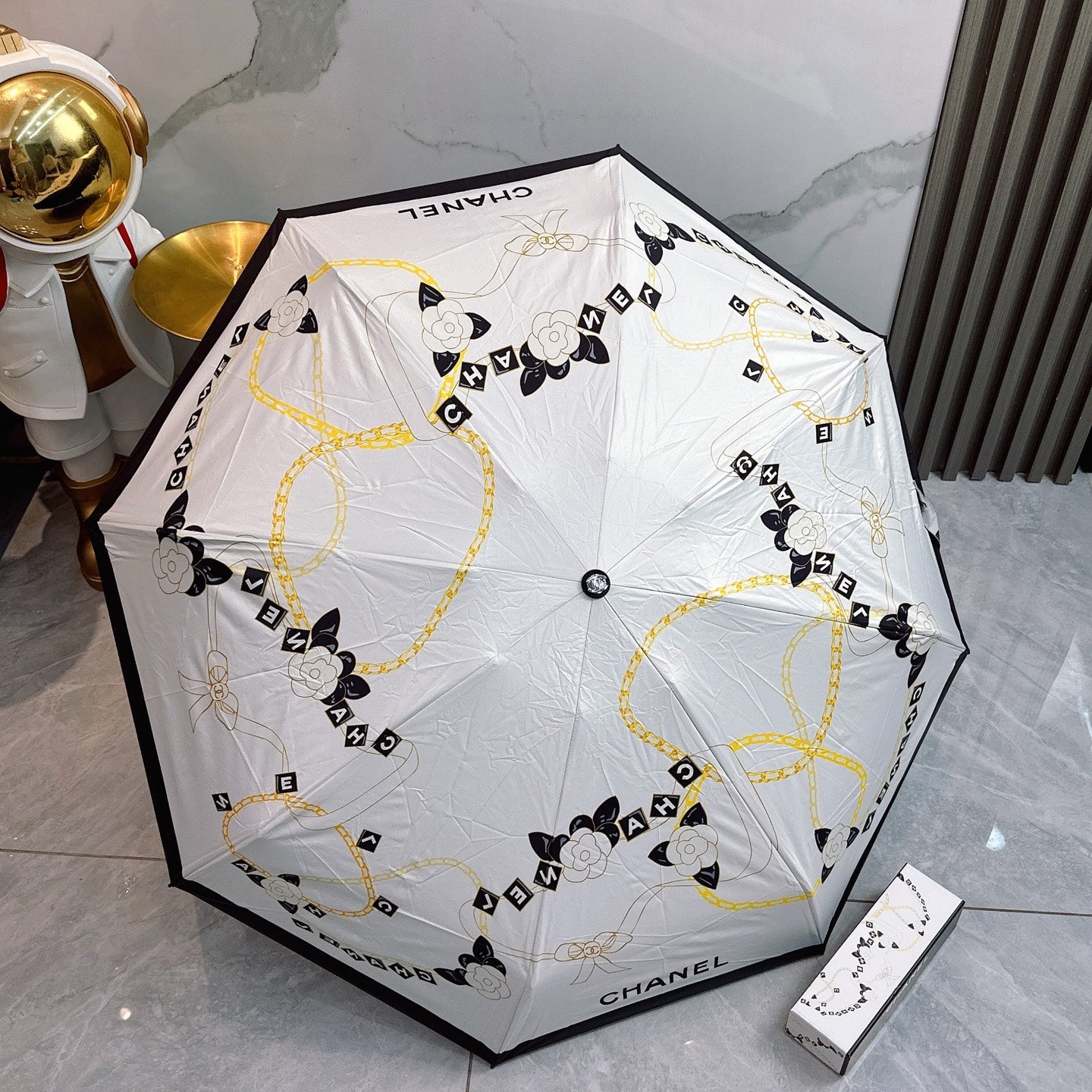 New manual folding umbrella