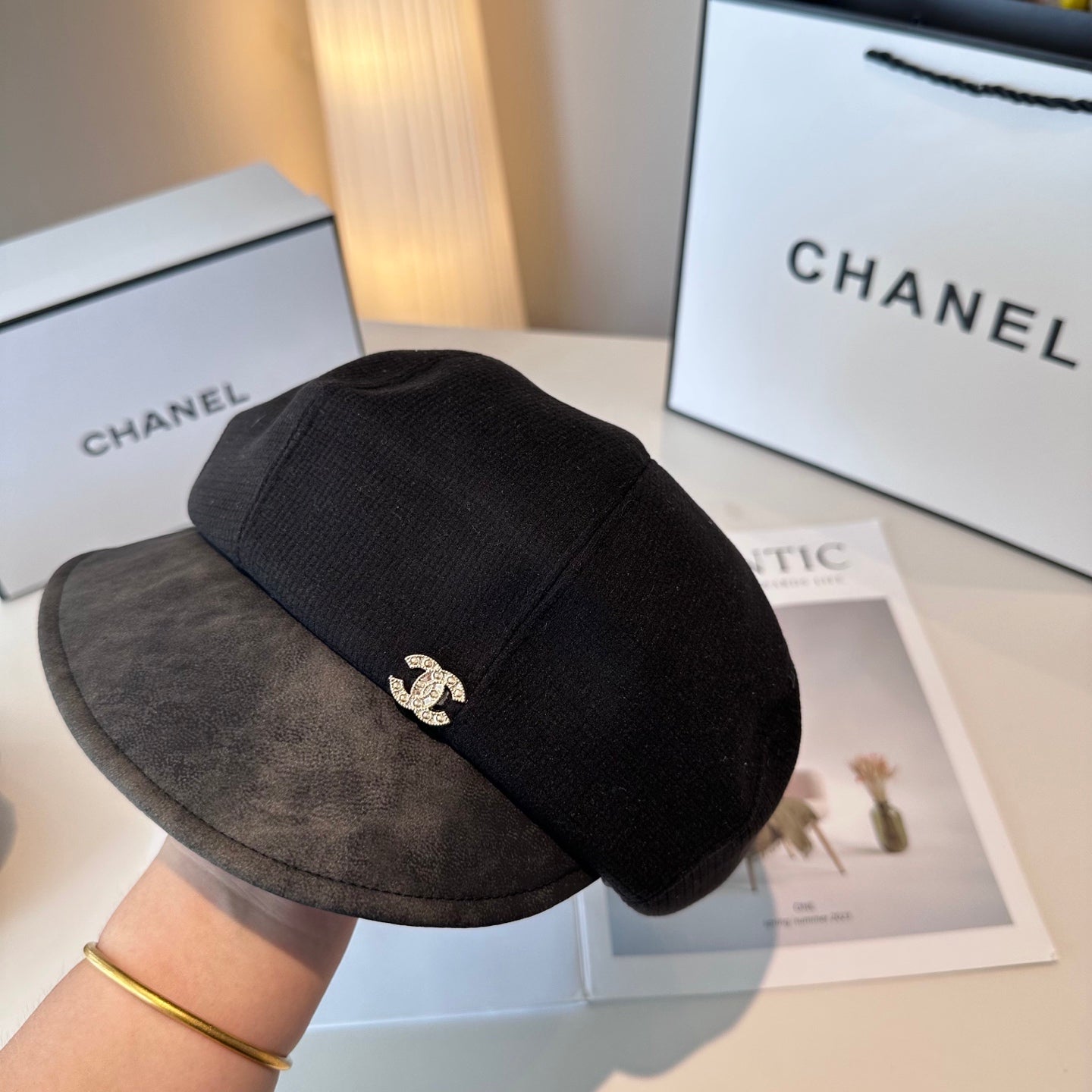 25fw new octagonal hat