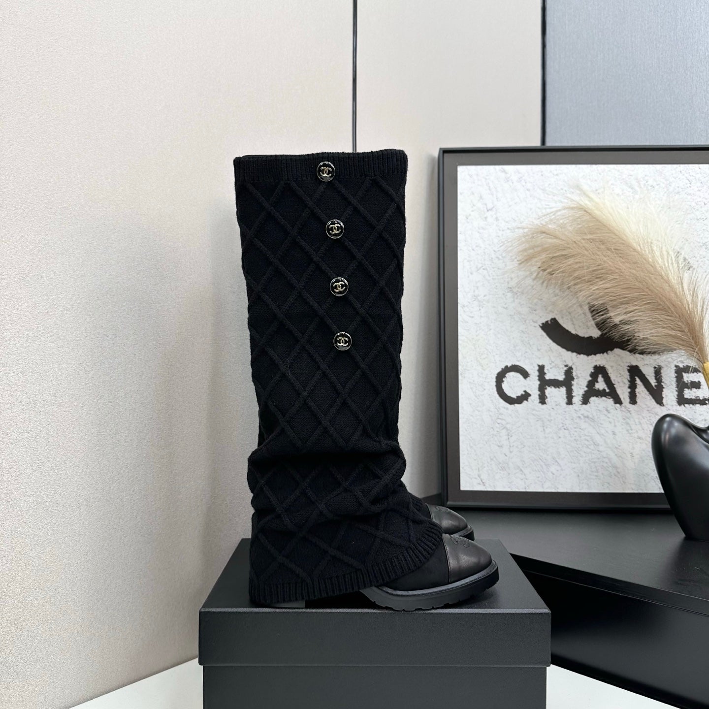 25 Knitted wool sheepskin boots