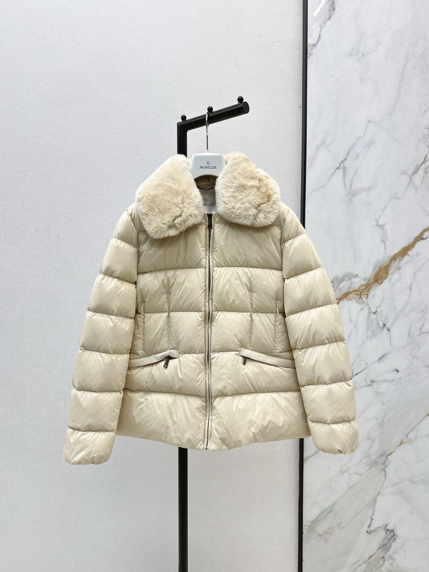 25 New Otter Rabbit fur collar zipper down jacket