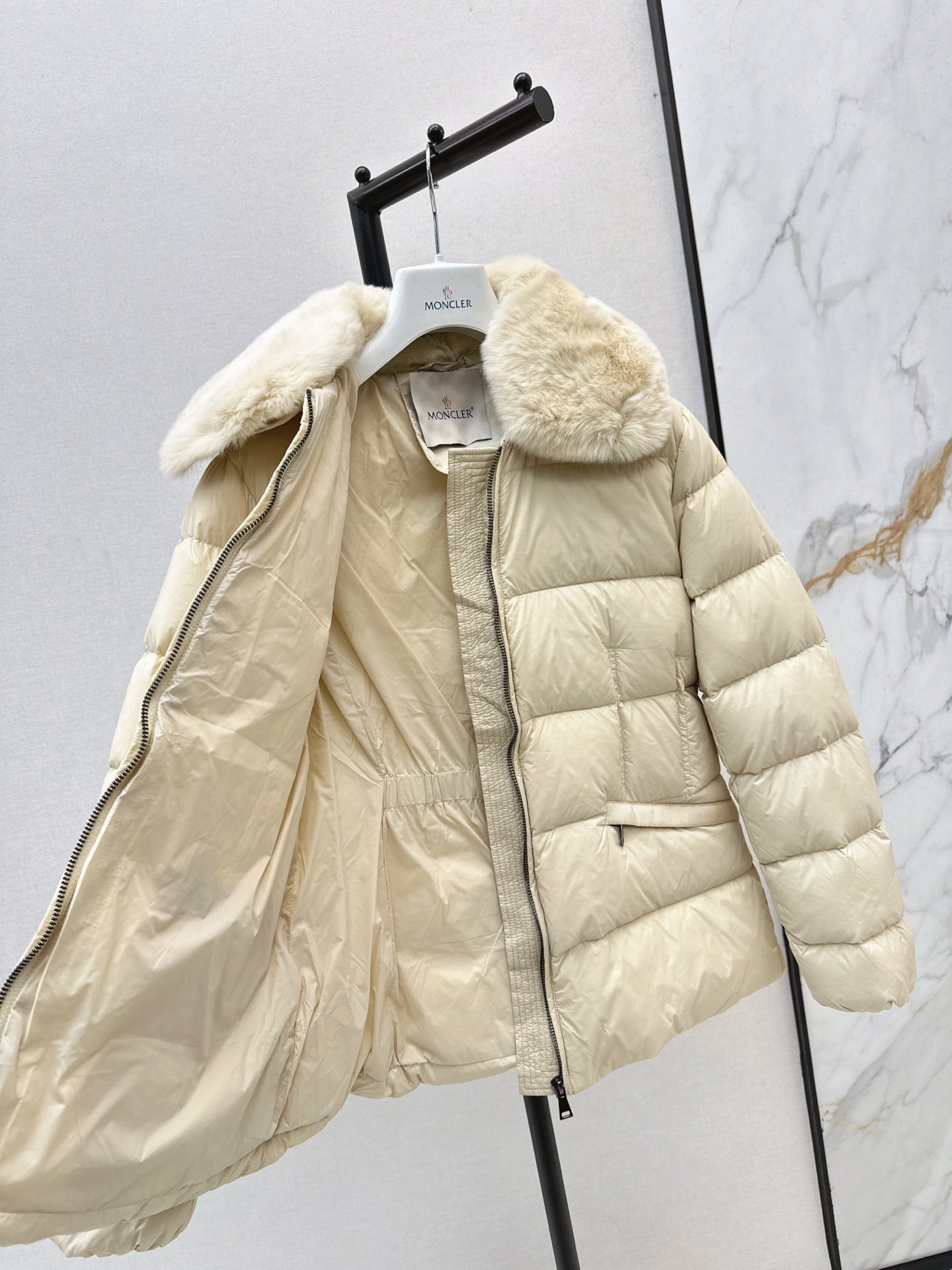 25 New Otter Rabbit fur collar zipper down jacket