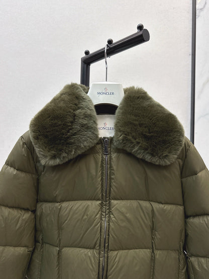 25 New Otter Rabbit fur collar zipper down jacket