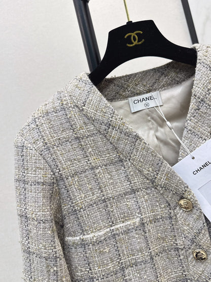 25 New V-neck woven jacket