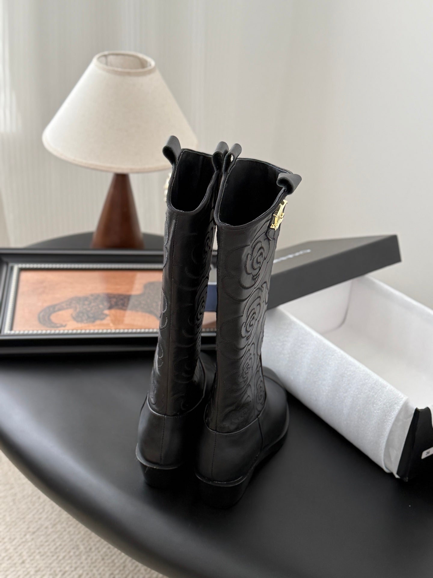 25K new rose-printed biker boots