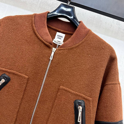 25 Long woolen coat