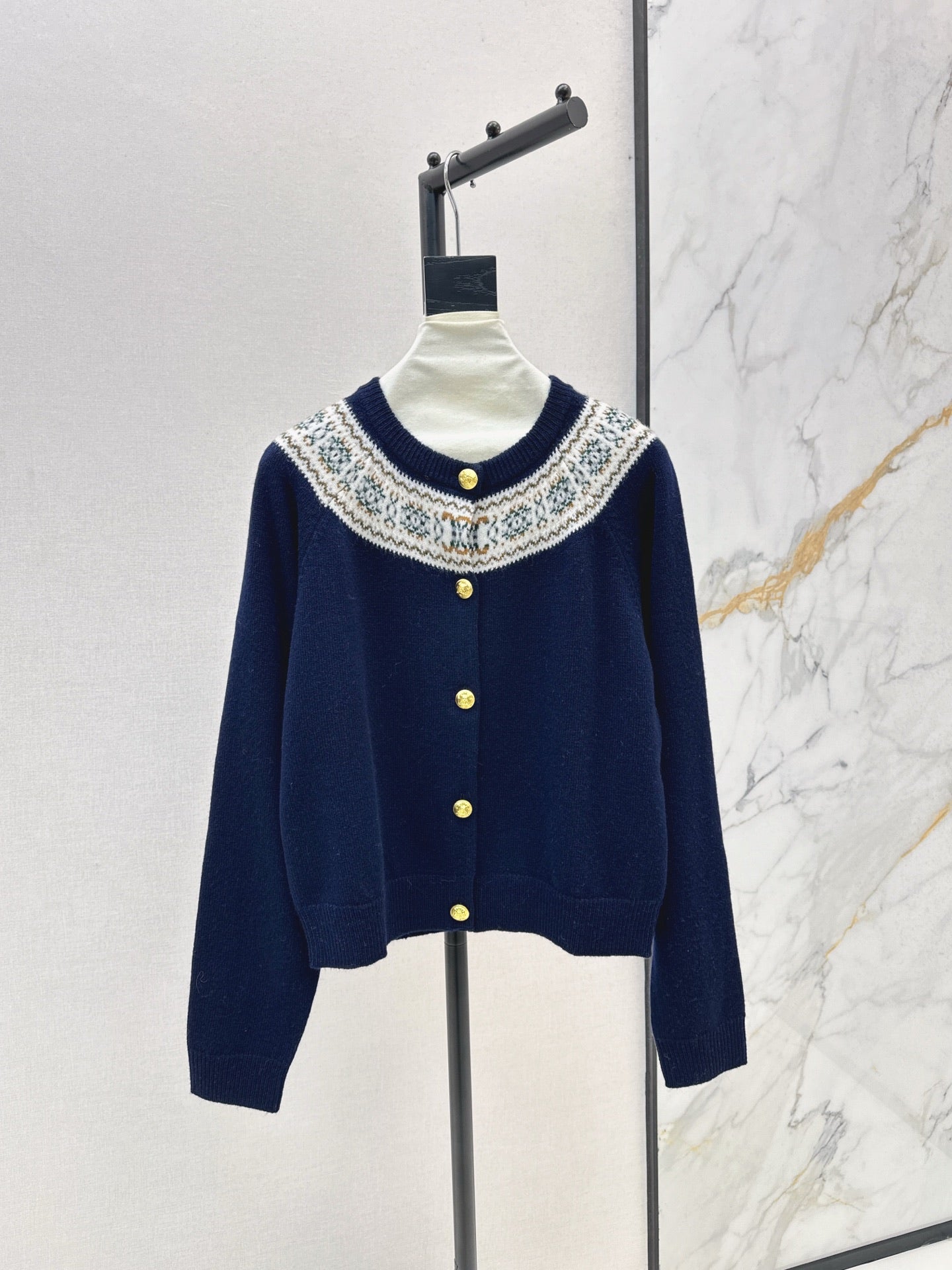 25 New retro Fel Island patterned cashmere cardigan