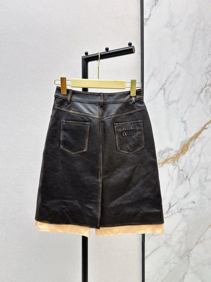 25 New retro style mid length skirt