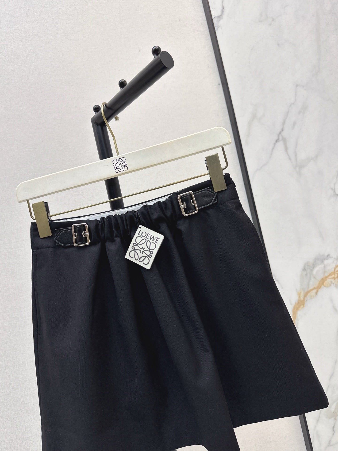 25 New leather buckle elastic pleated high waist skirt(wine red/BLACK)