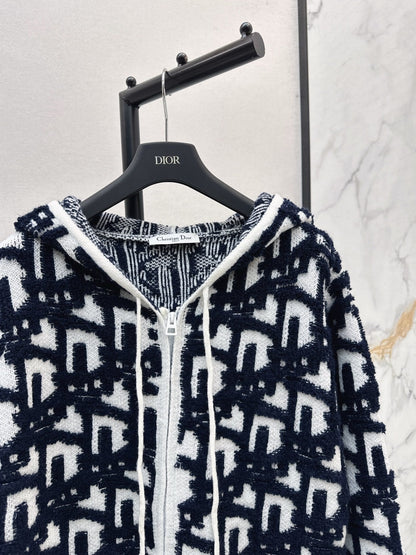 Hooded knitted cardigan