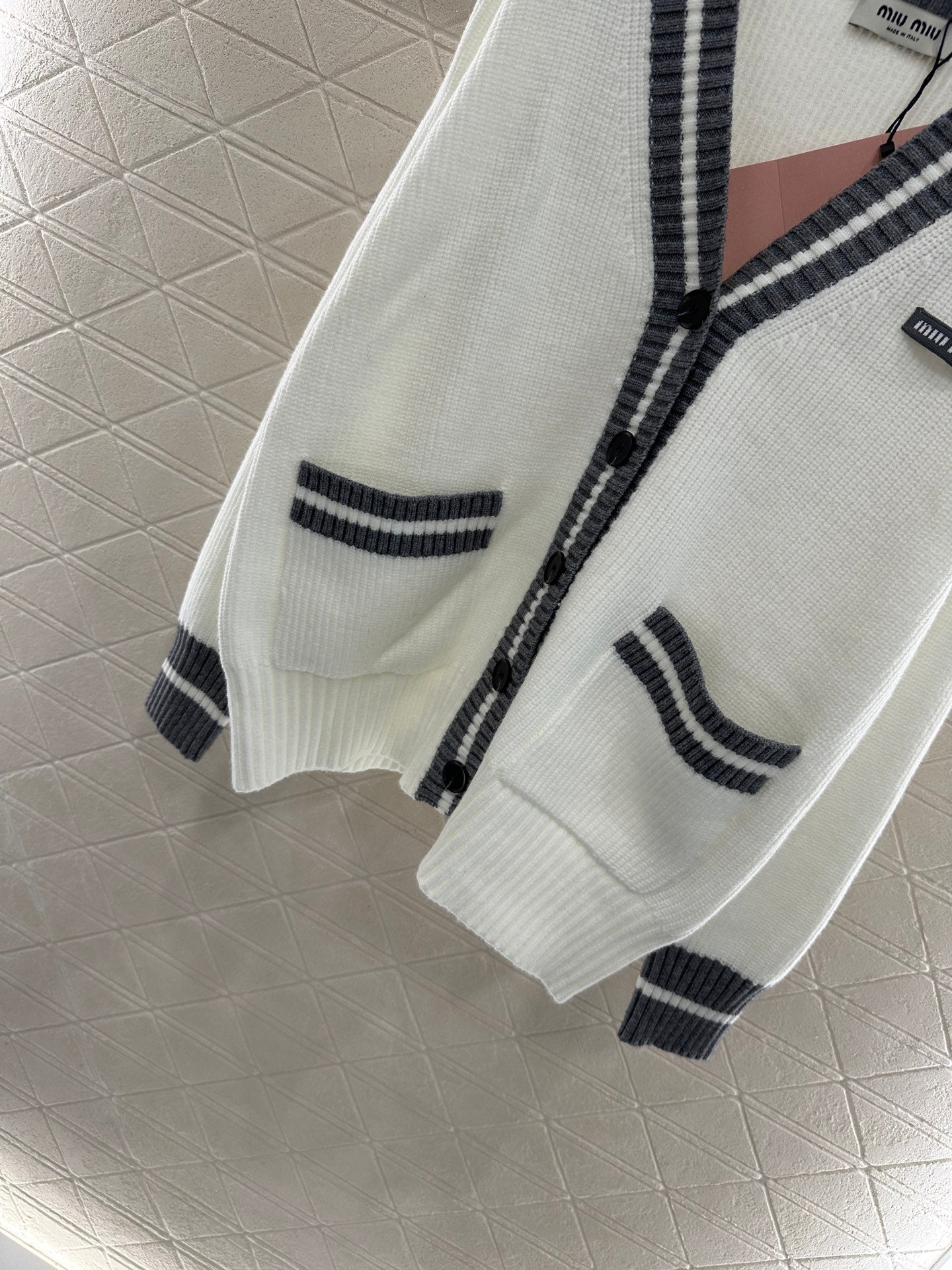 Loose knitted wool cardigan