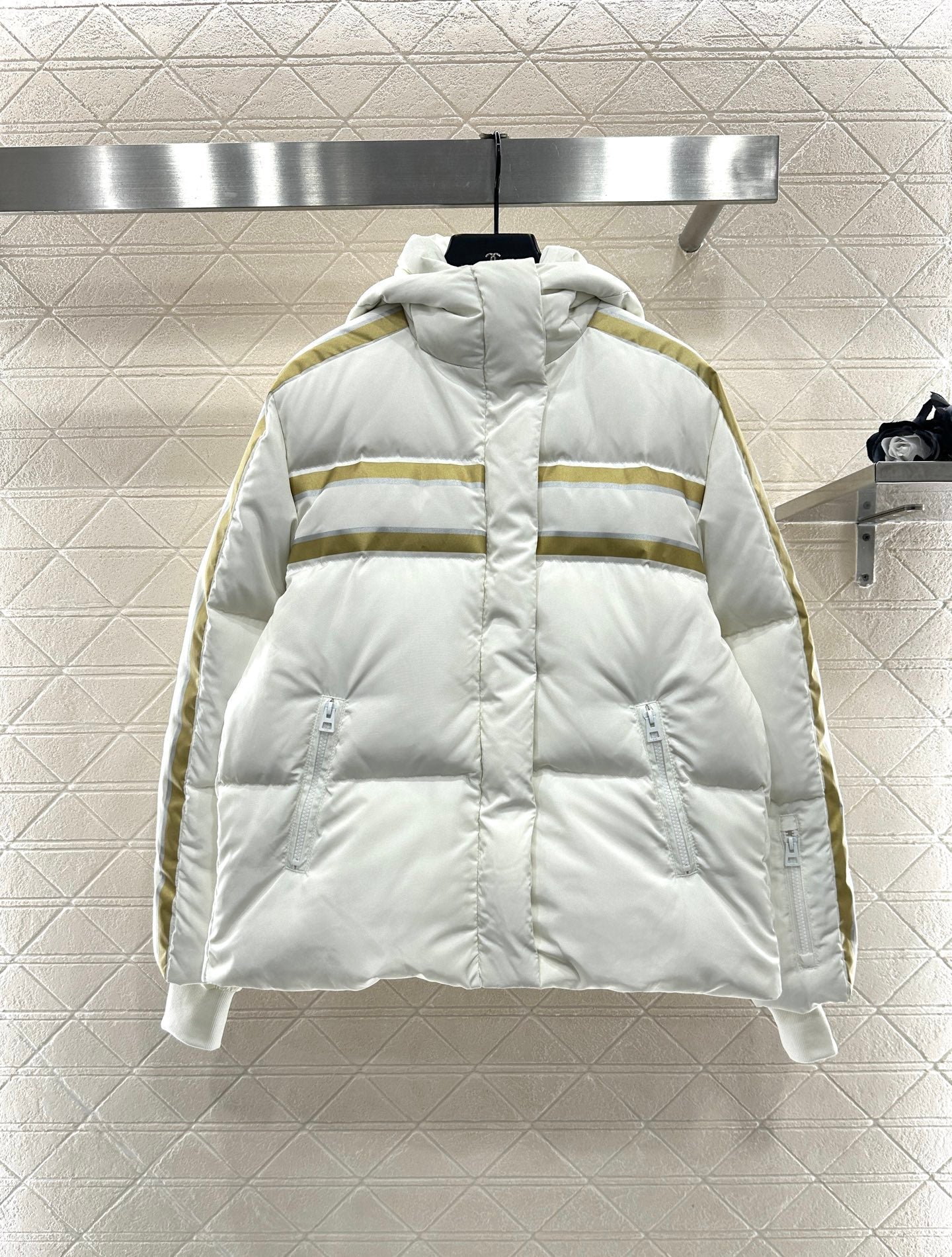 Stand collar five-pointed star down jacket