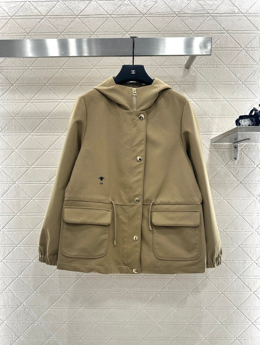 Hooded drawstring windbreaker jacket