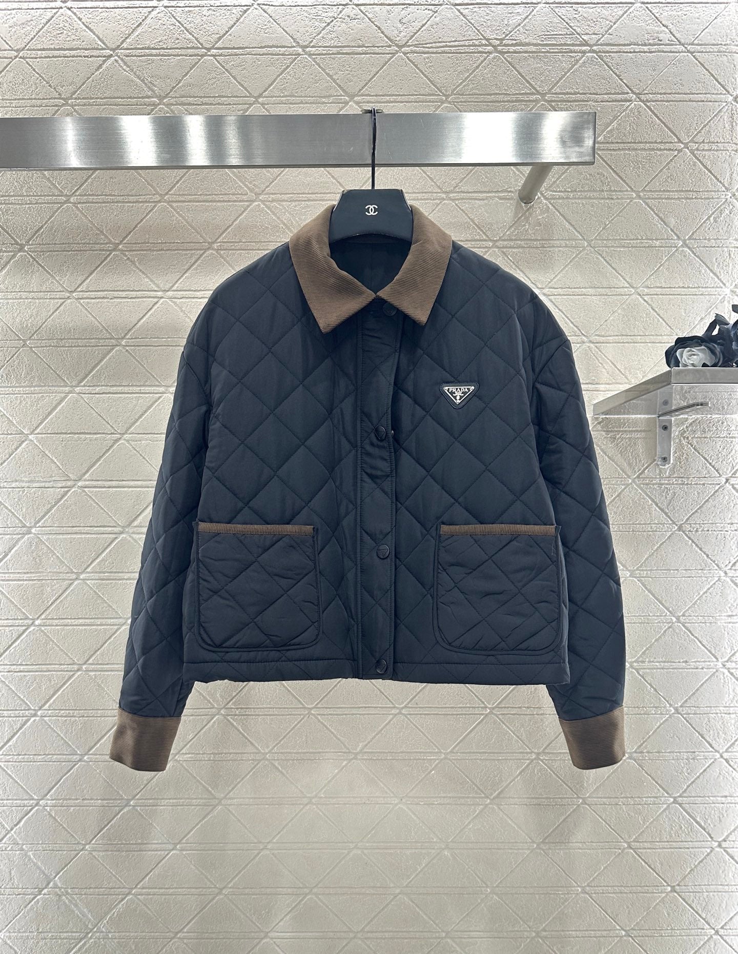 Corduroy collar diamond patterned cotton jacket