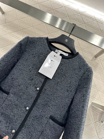Woolen coat