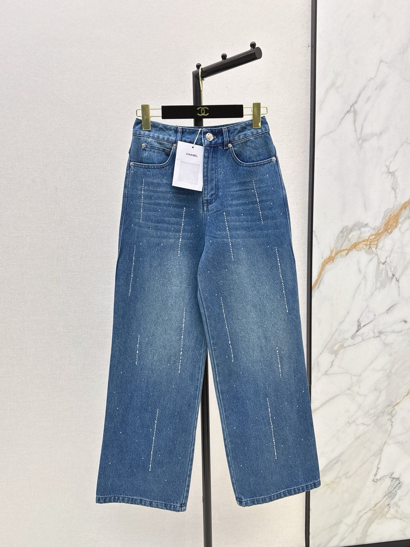 Hot-fix rhinestone jeans