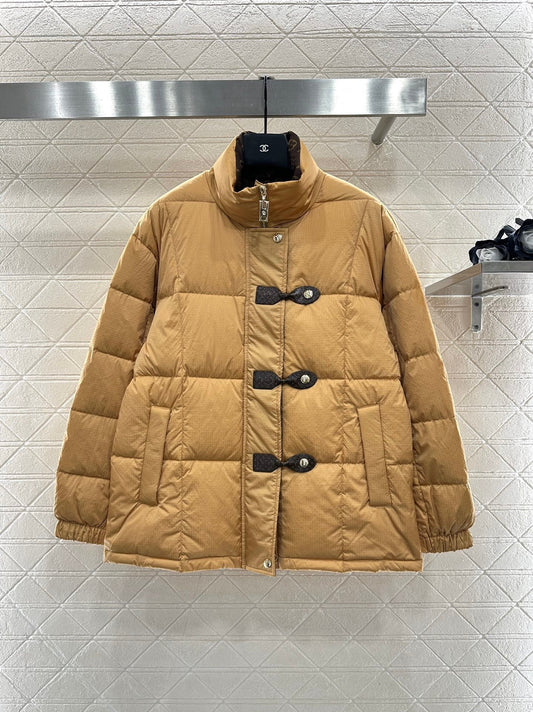 Leather buckle stand-up collar down jacket