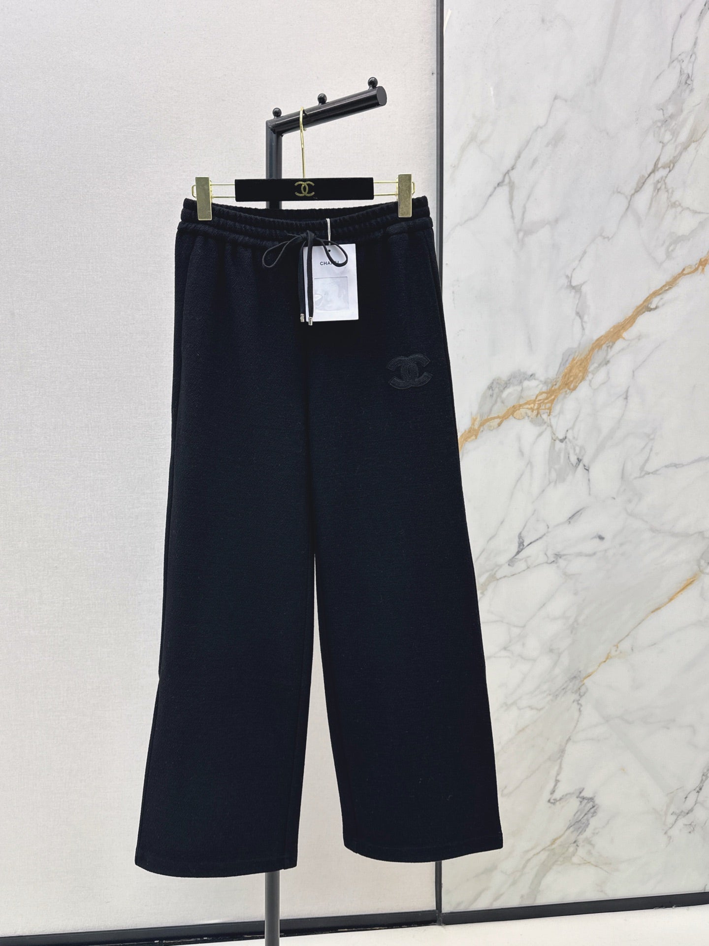 wide-leg pants