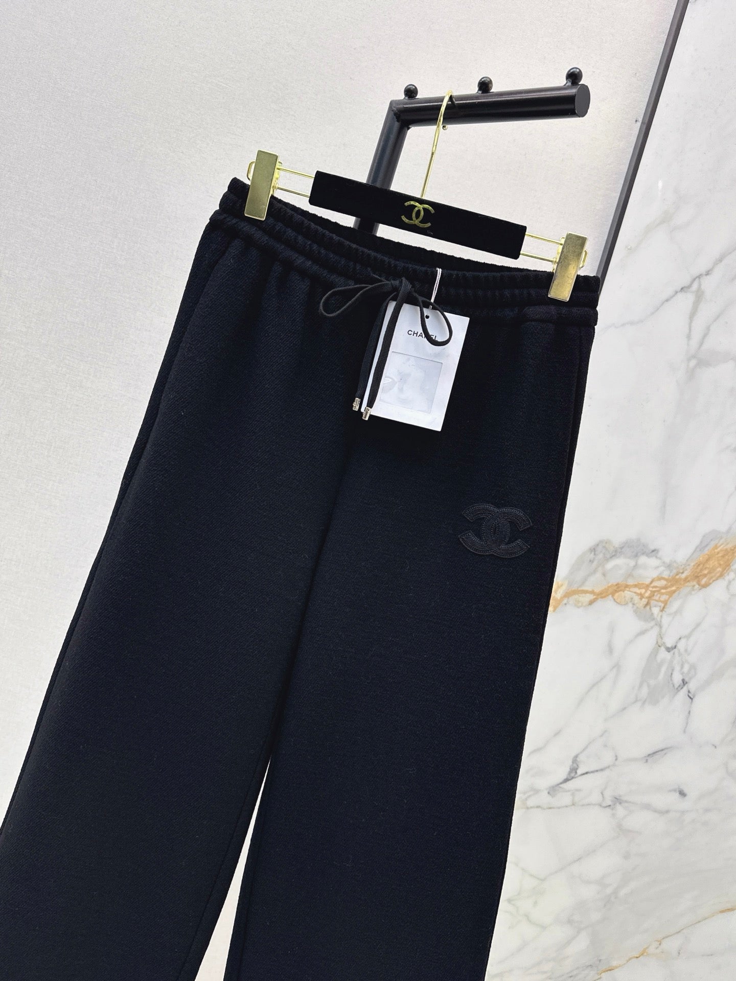 wide-leg pants