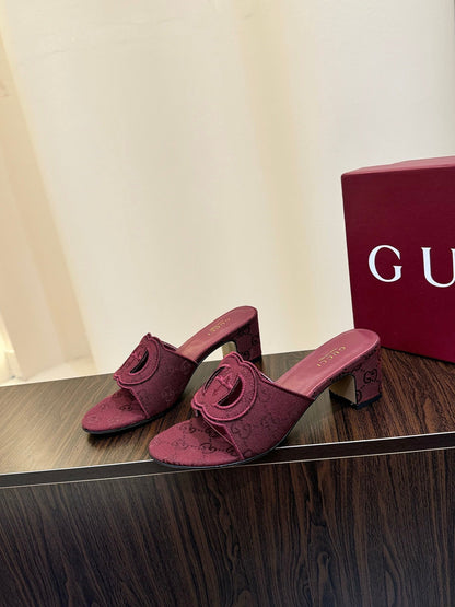 slide sandals