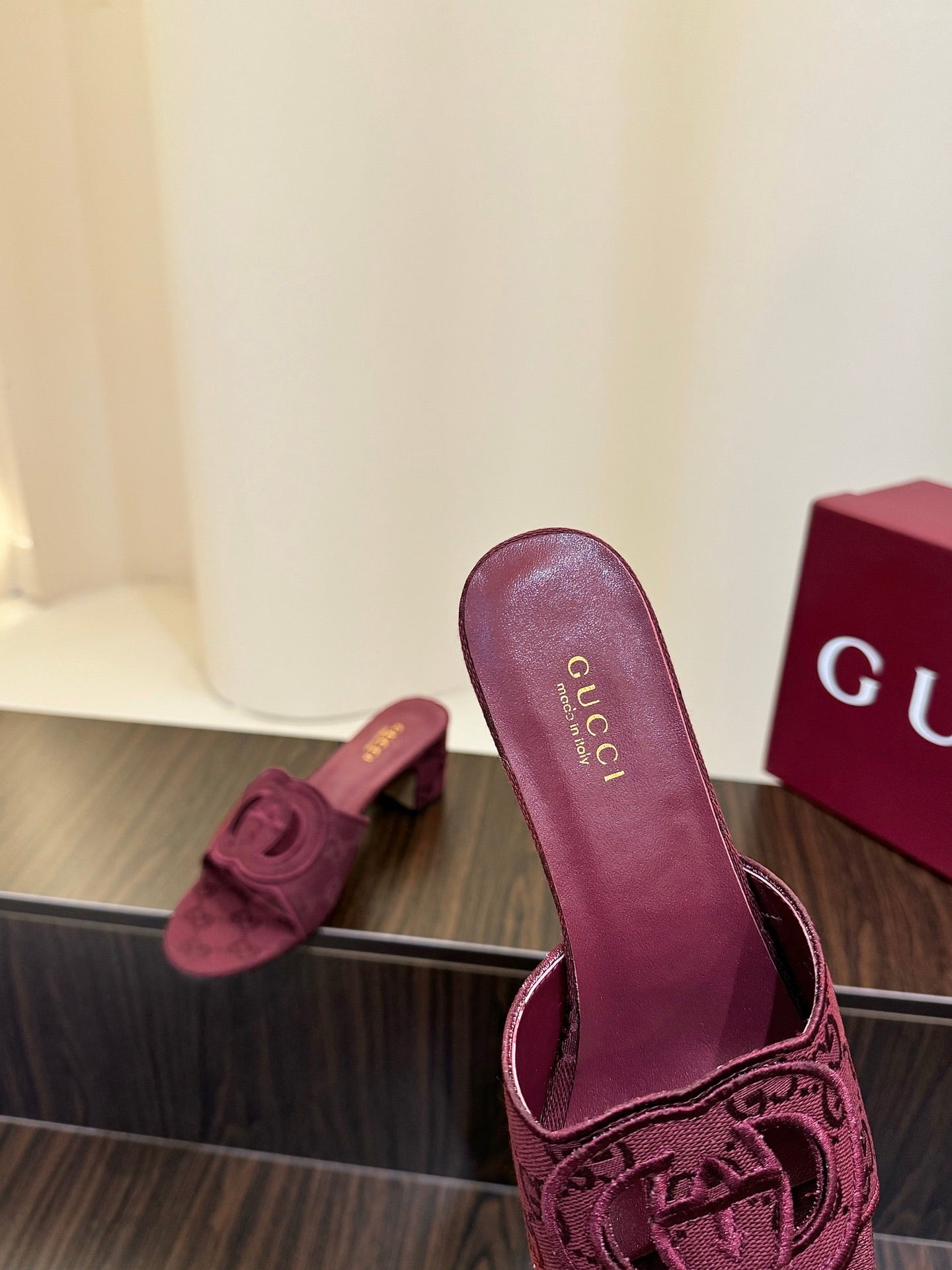 slide sandals