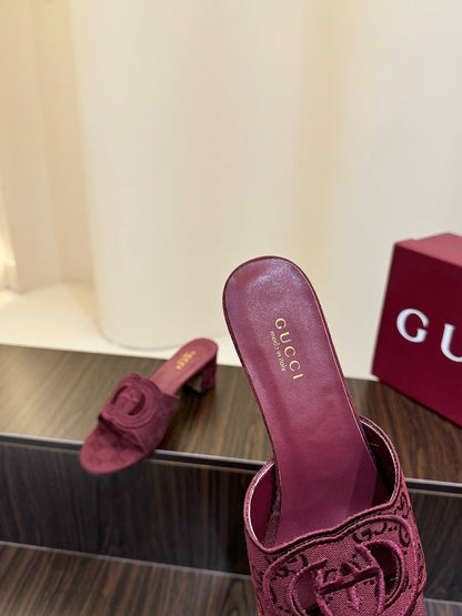 slide sandals