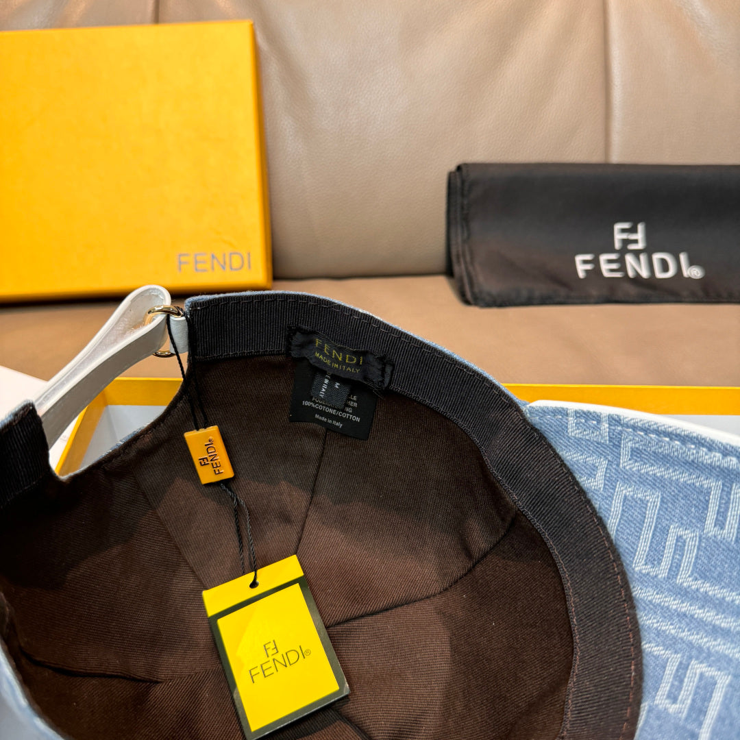 Fend 25fw jacquard hat