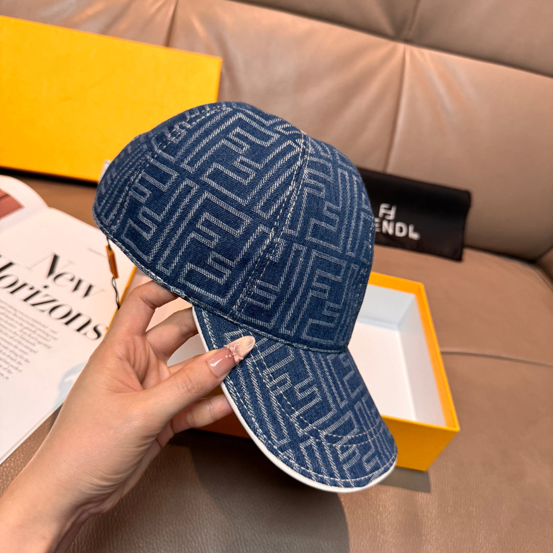 Fend 25fw jacquard hat