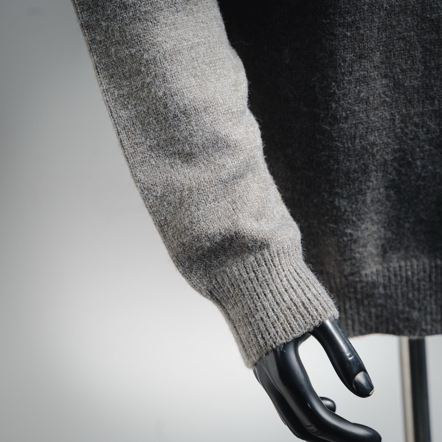 Cel 25fw knitted sweater
