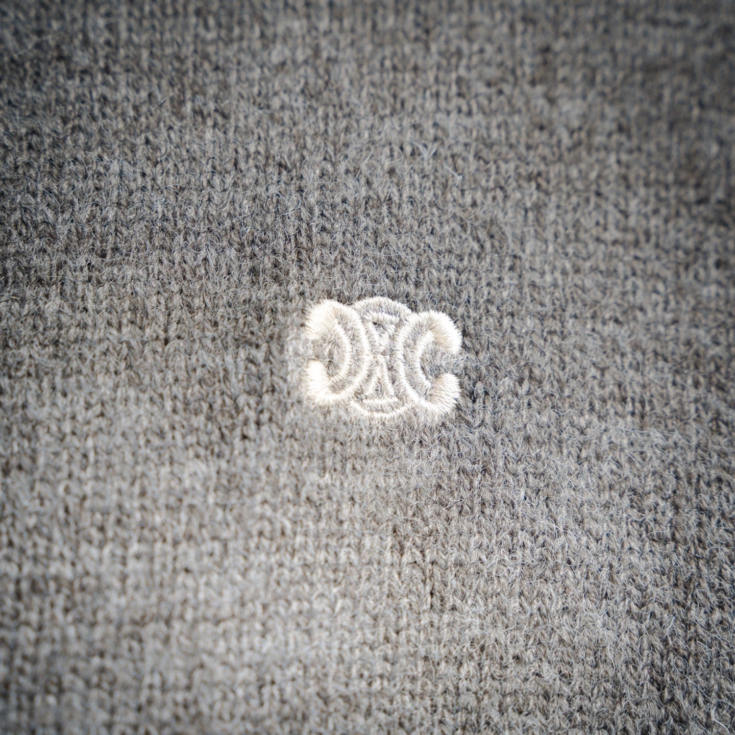 Cel 25fw knitted sweater