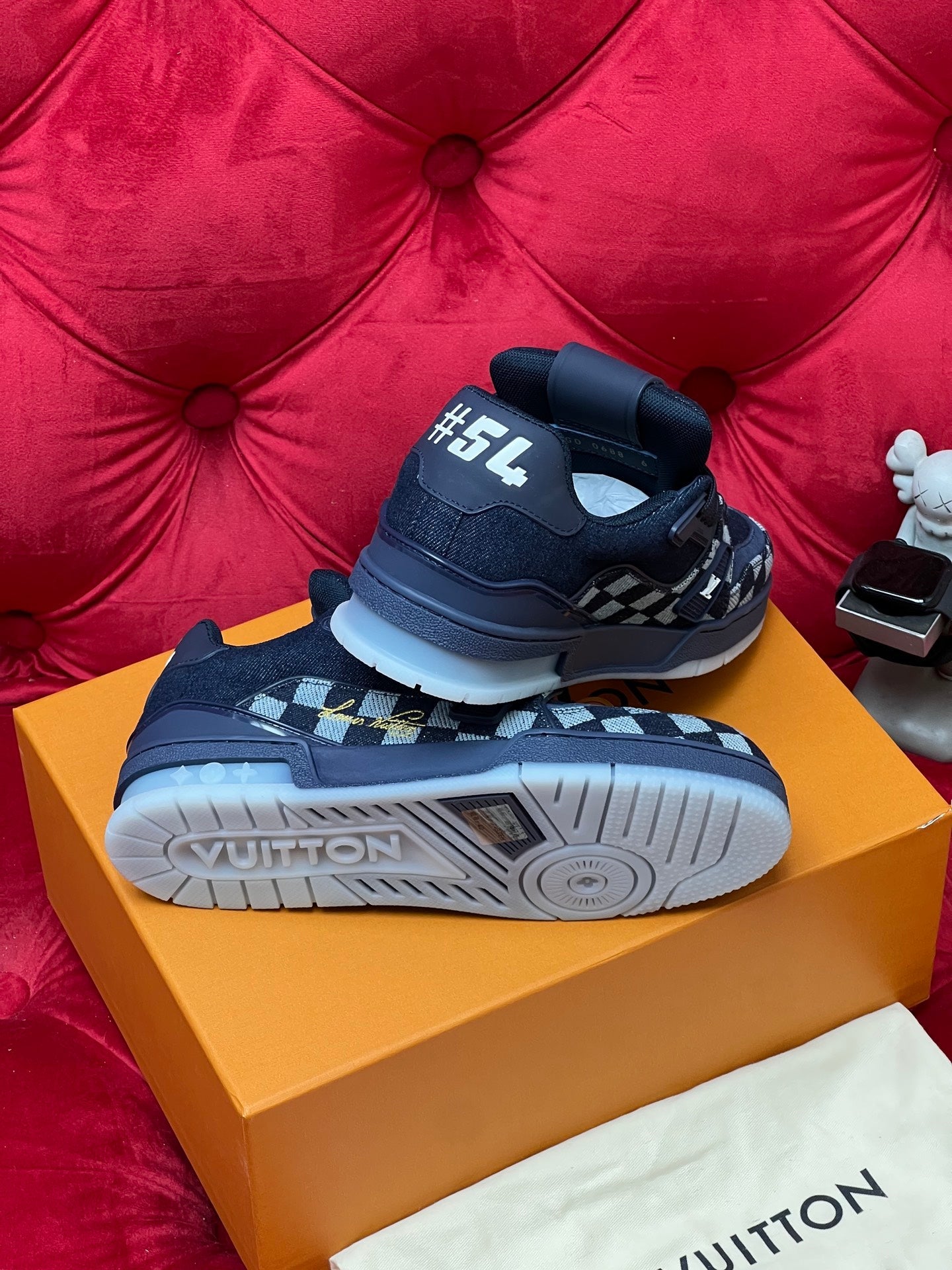 Louis sneakers