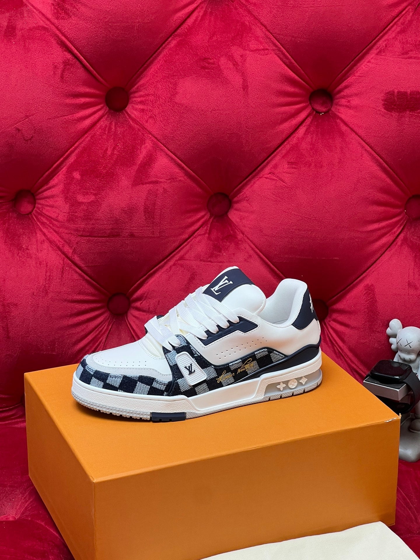 Louis sneakers