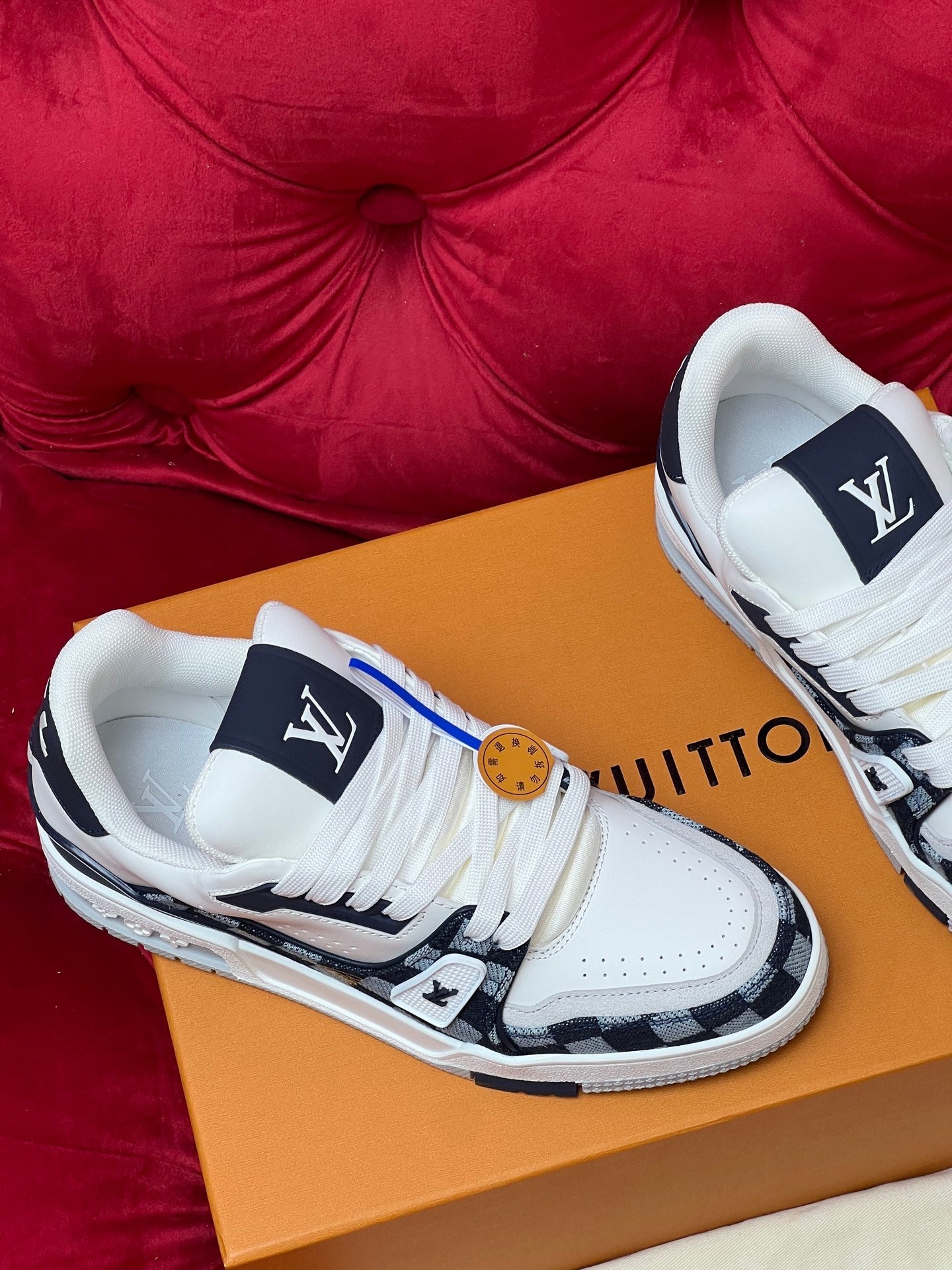 Louis sneakers