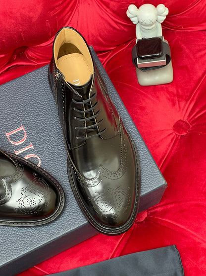 CD leather shoes