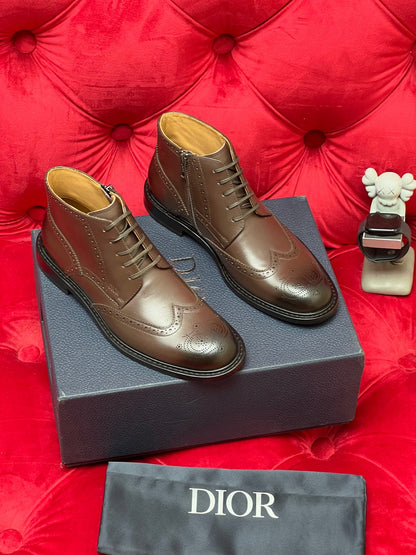 CD leather shoes