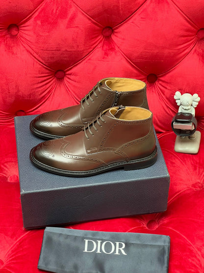CD leather shoes