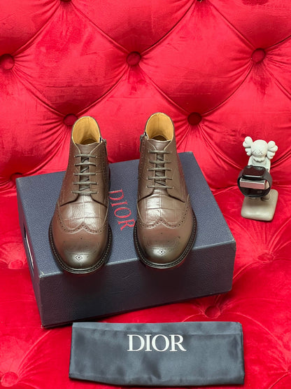CD leather shoes