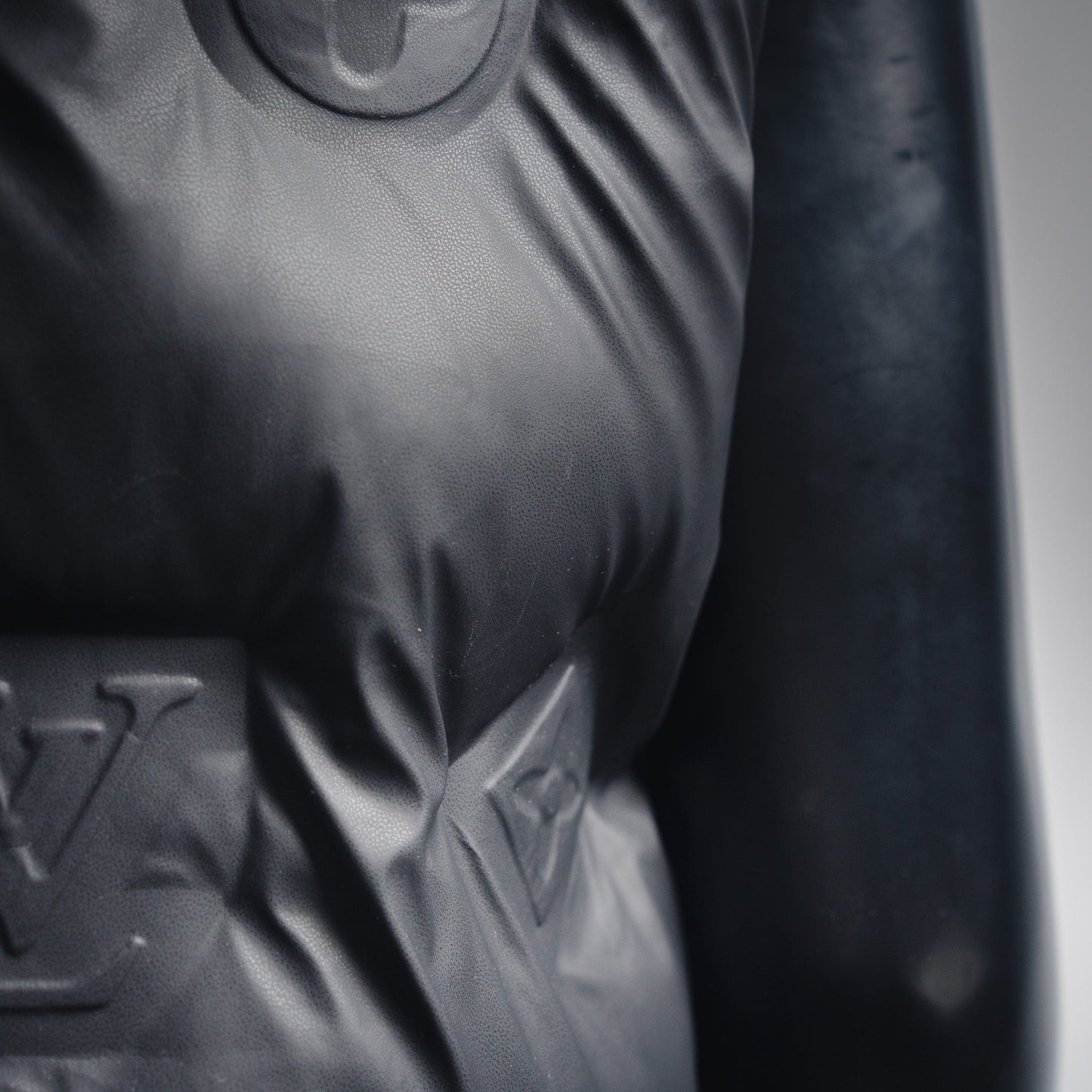 Louis 25fw down vest