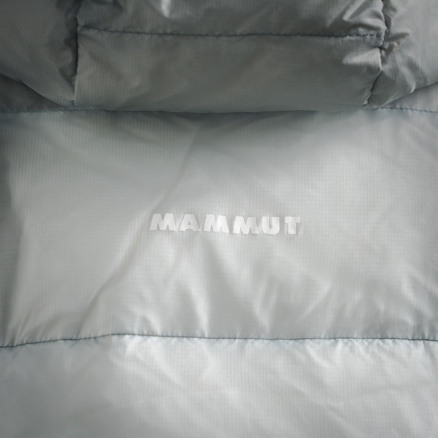 Mapmmut 25fw down jacket