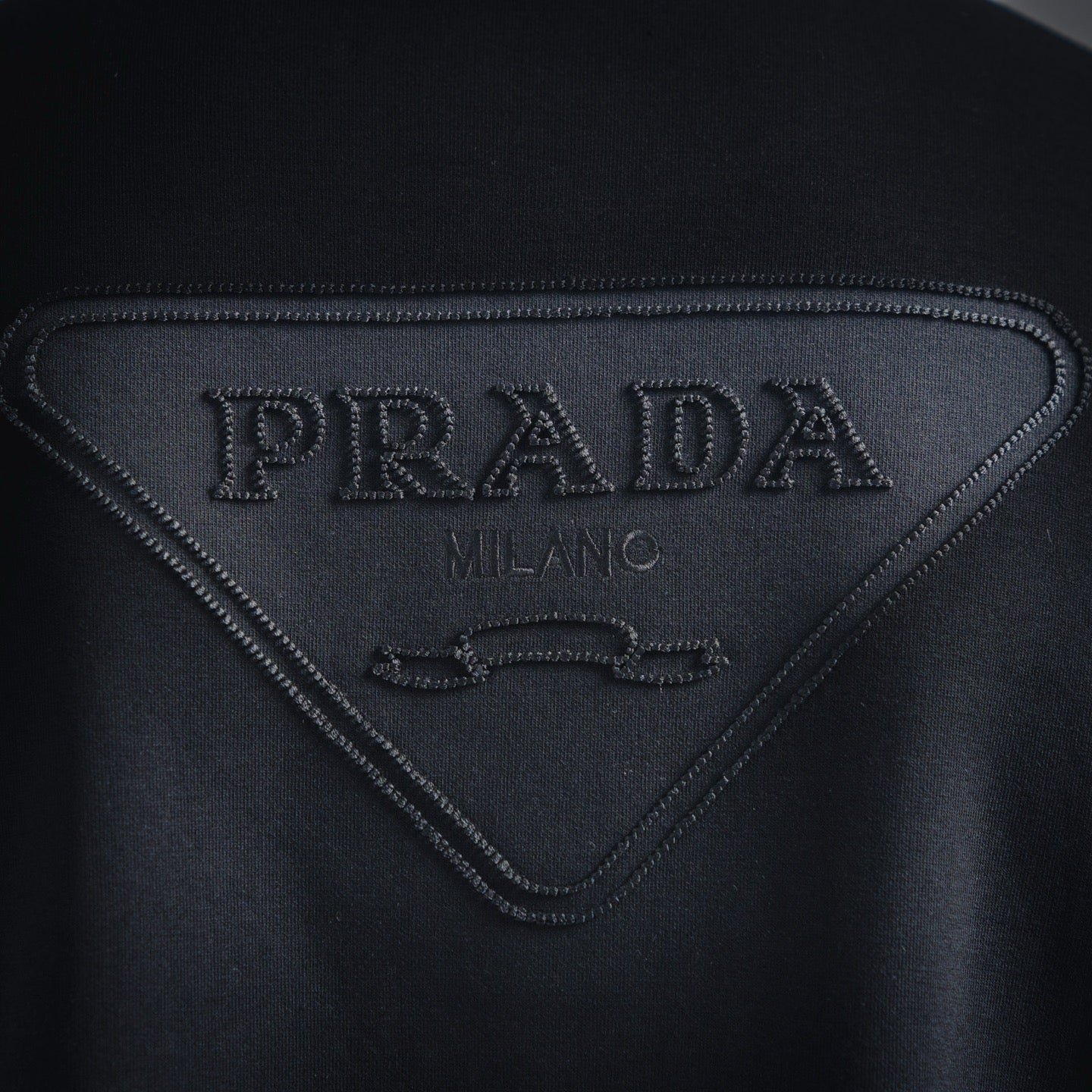 Pra 25fw embroidered sweatshirt