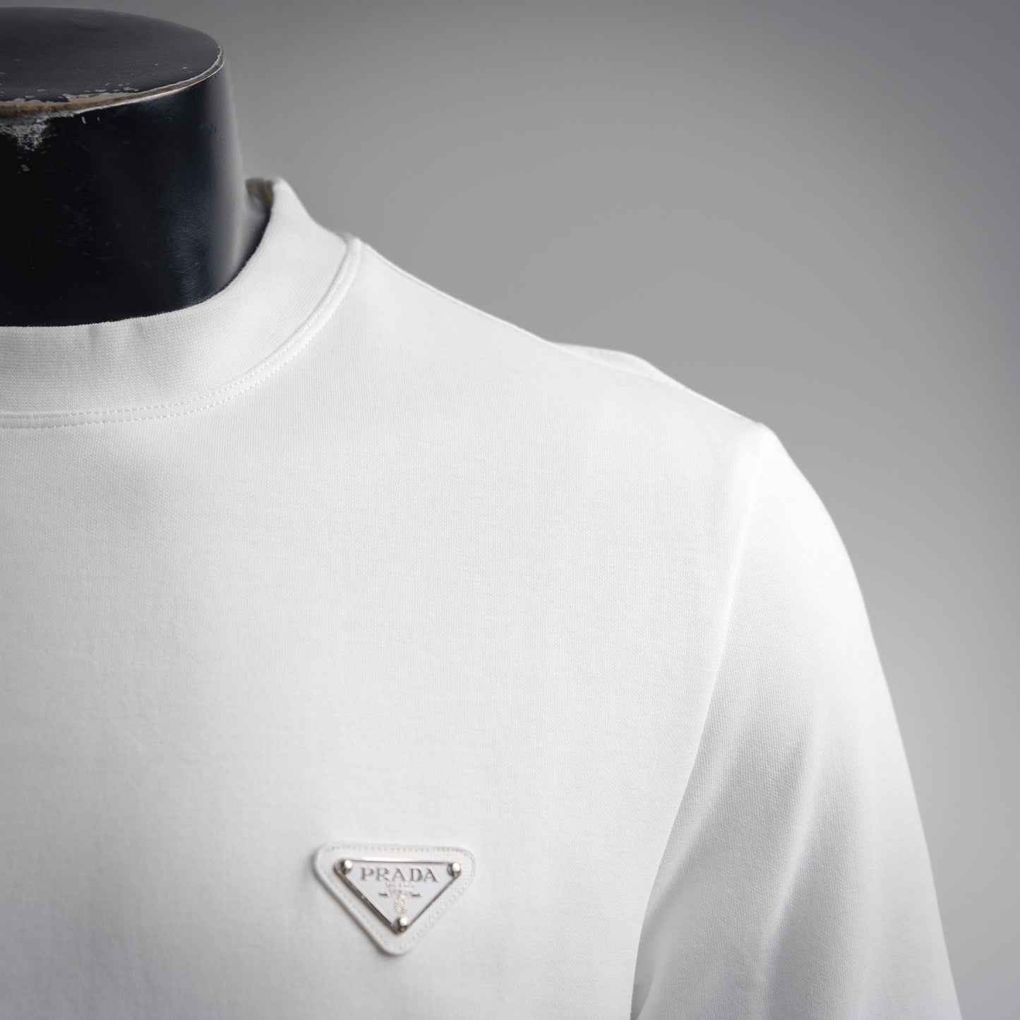 Pra 25fw embroidered sweatshirt