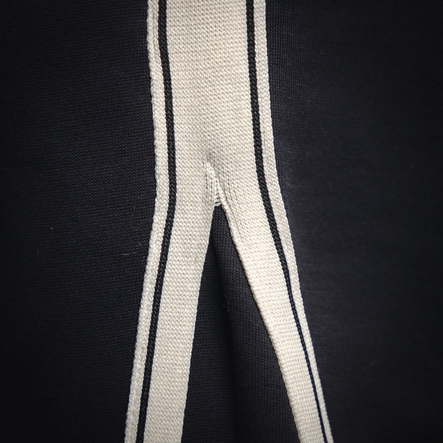 Louis 25fw all-match pants