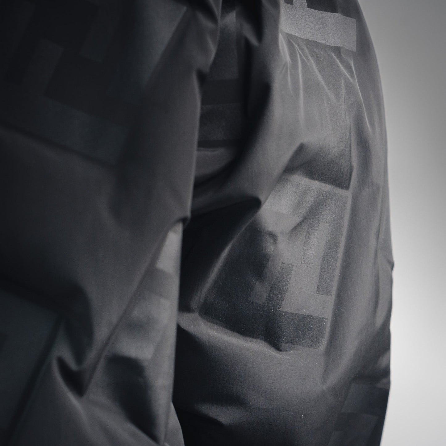 Fend 25fw down jacket