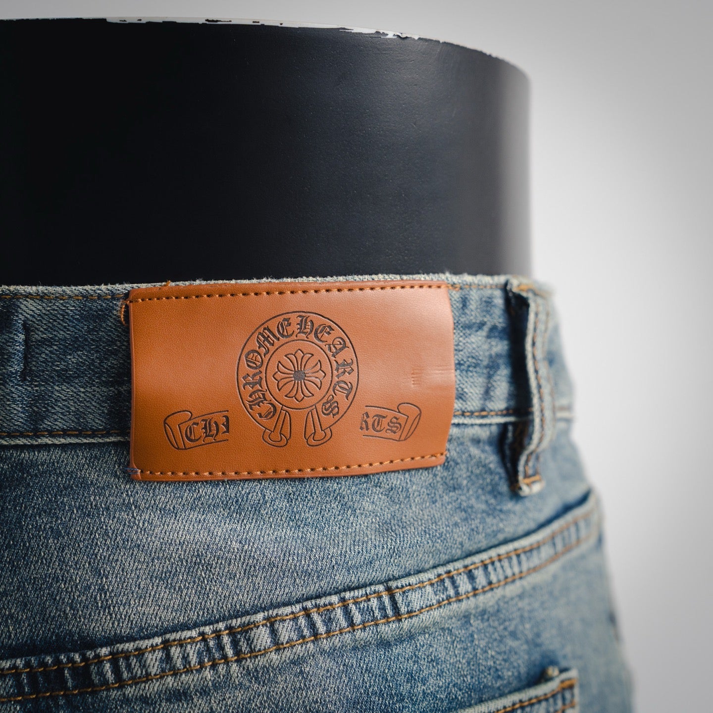 Chrome 25fw all-match jeans