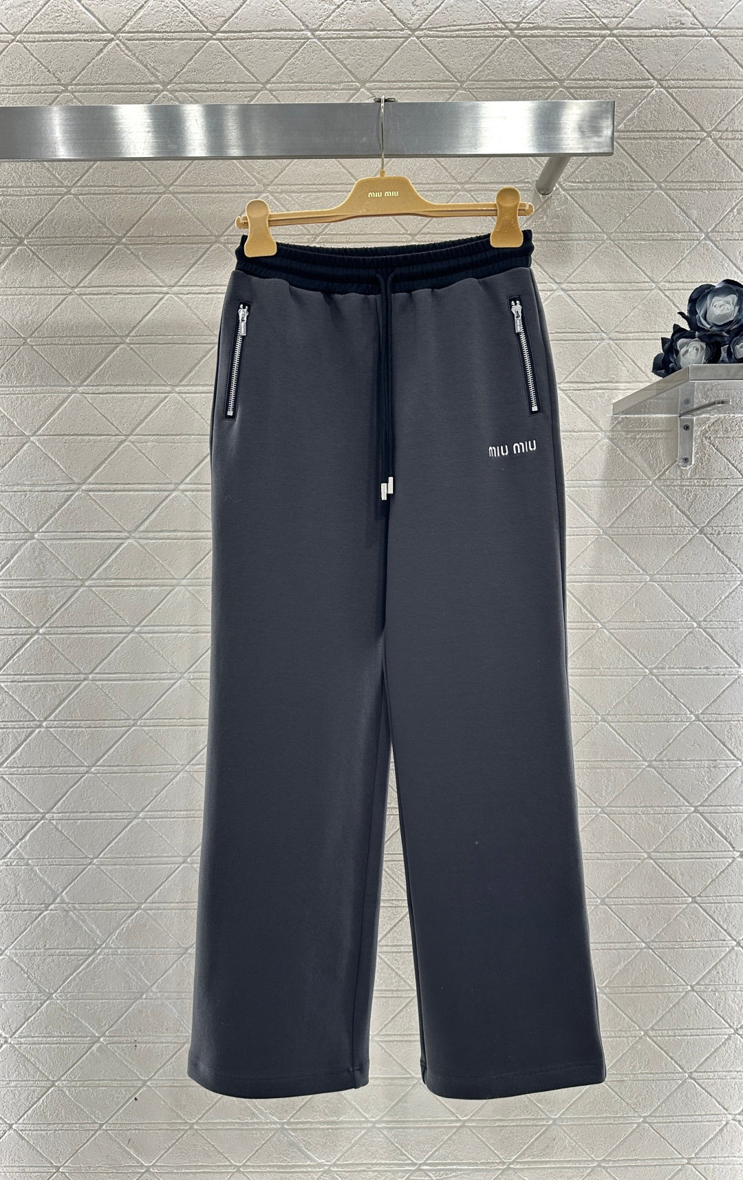 Color-Blocked Casual Jacket and Pants Set